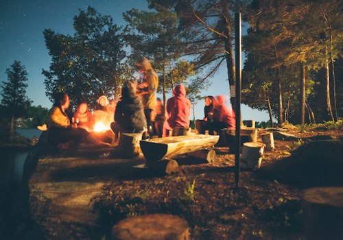 Đêm lửa trại acoustic ấm cúng